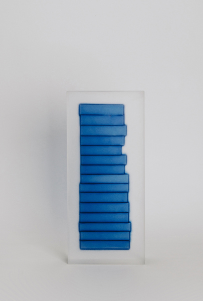 Block (Blue Moves), 2022 / acrylic / 20 x 8 x 47(h) cm / Photography: Sooin Jang