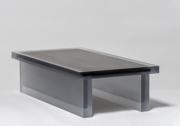 Black Horizon Table / acrylic / 120 x 60 x 32(h) cm
