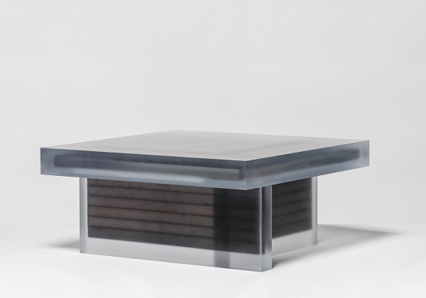 White Light Horizon Table / acrylic / 70 x 70 x 33(h) cm