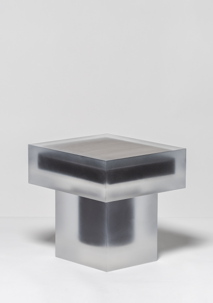 Black Horizon Side Table / acrylic / 36 x 40 x 40(h) cm